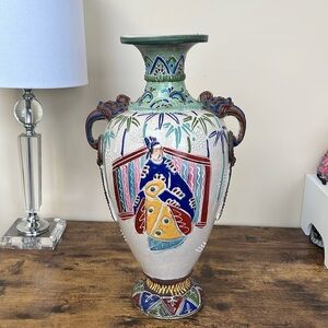 Vintage Large Japanese Moriage Double Handle Hand Painted Vase